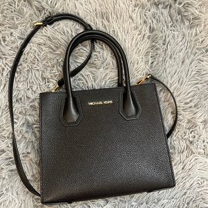 Mercer Medium Pebbled Leather
Crossbody Bag